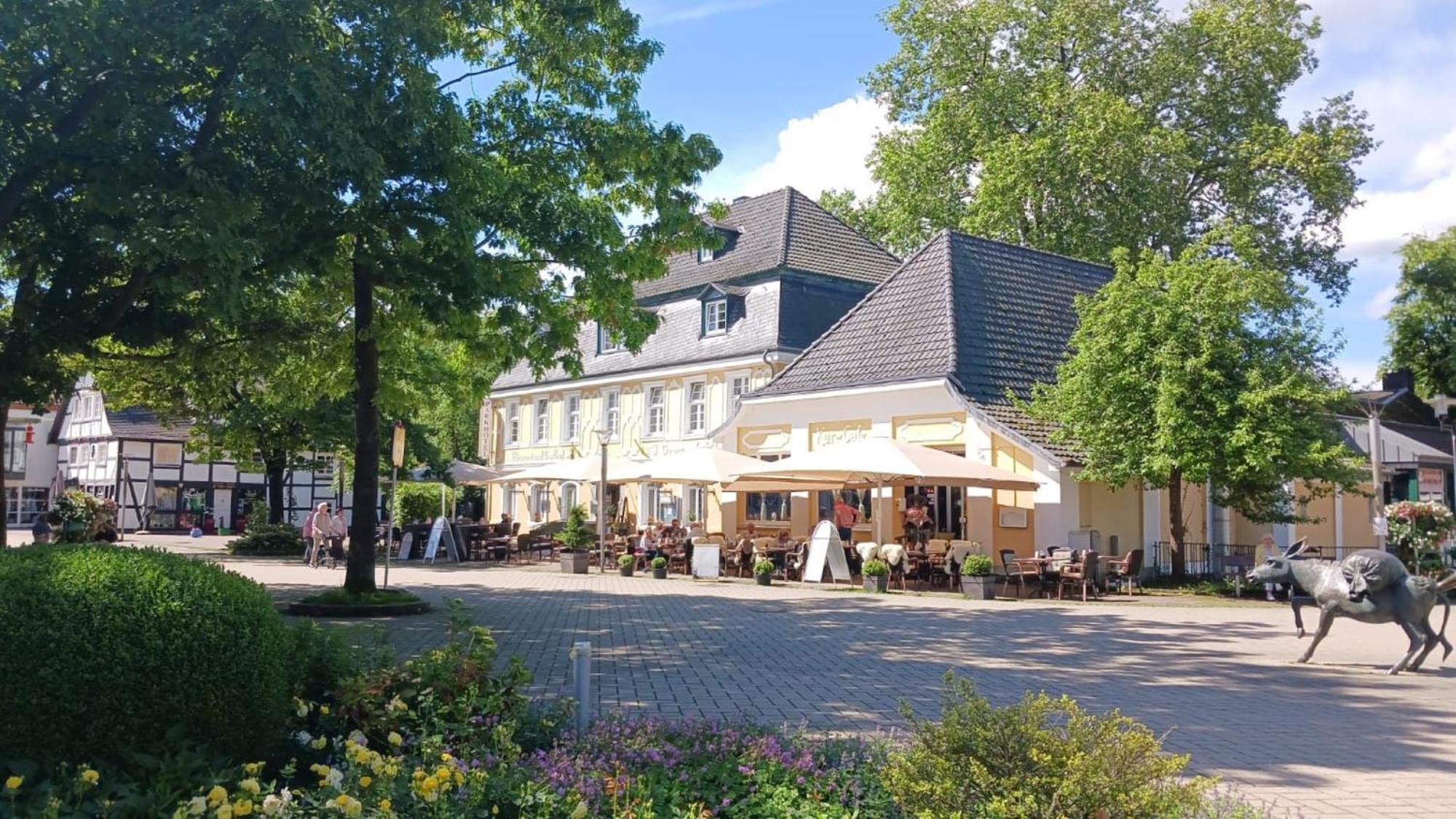 Parkhotel & Kurcafe Bad Sassendorf Eksteriør billede